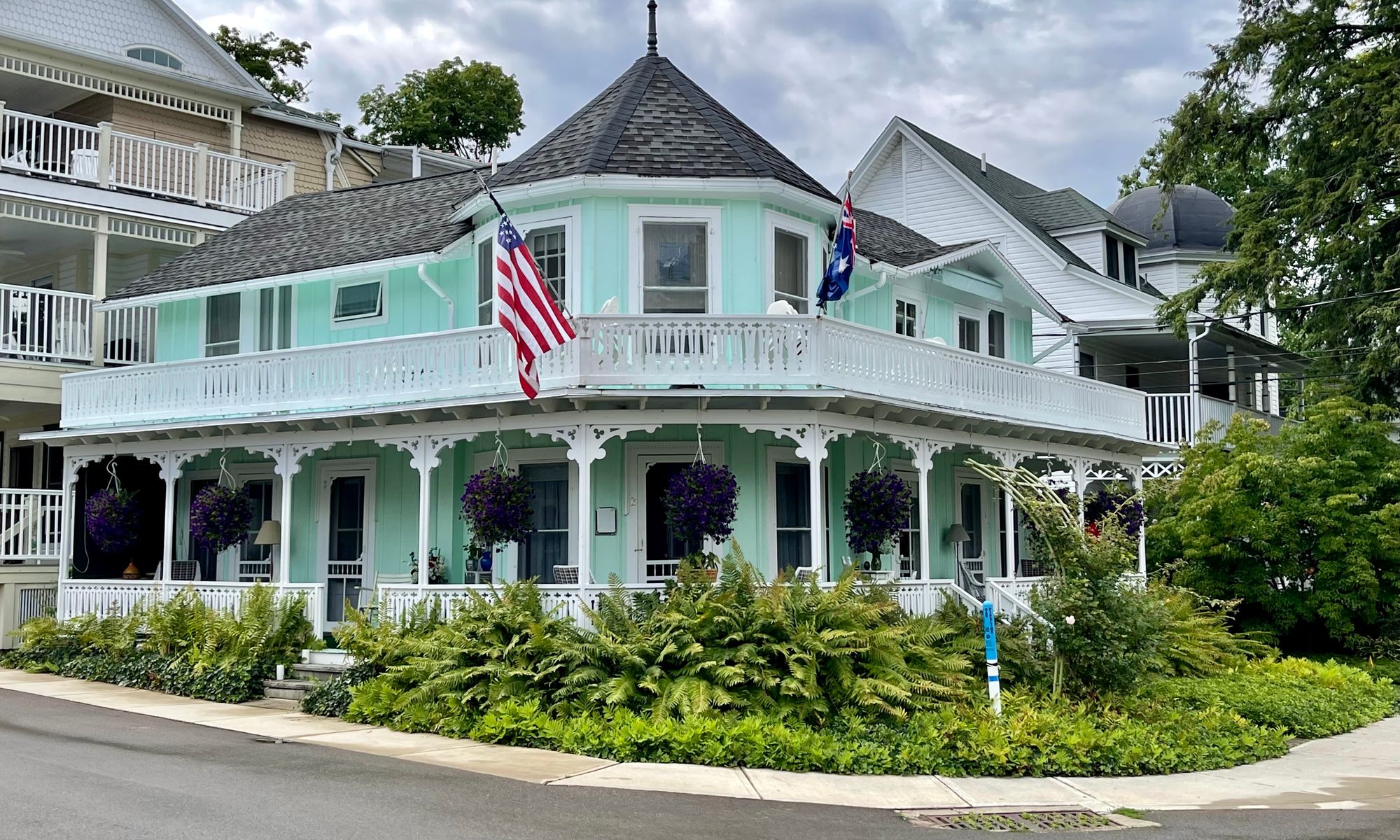 Utopia Neighborhood Club House — The Disappointed Tourist