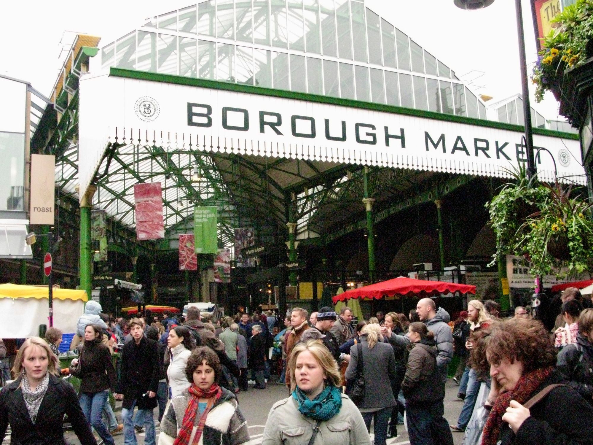 London's Borough Market: A Public Market Driven by and for Social Life
